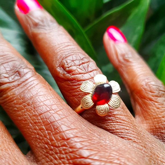 Jewelry - Amber Vintage Ring